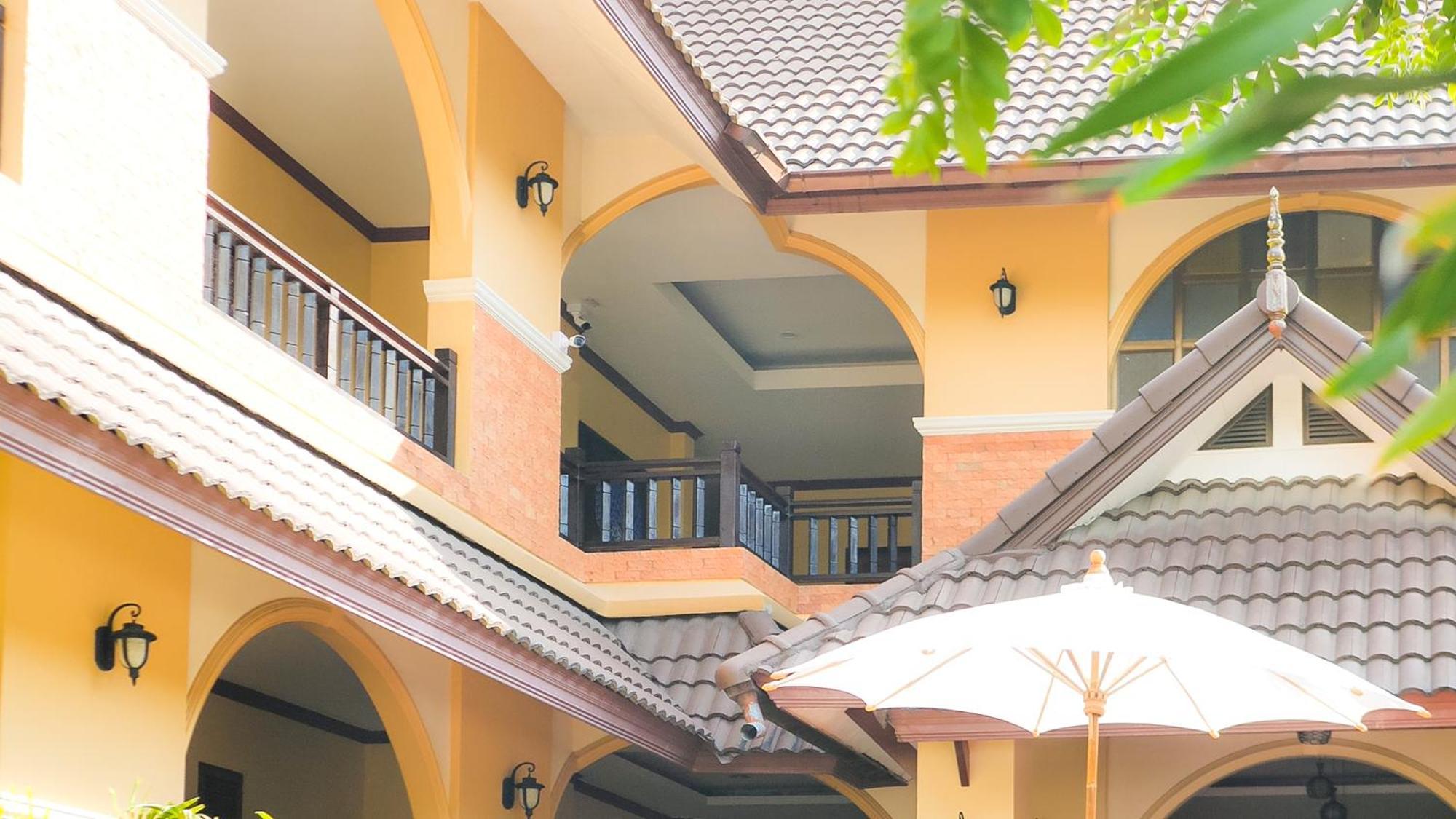 Siam Avari Hotel, Chiang Rai Exterior foto